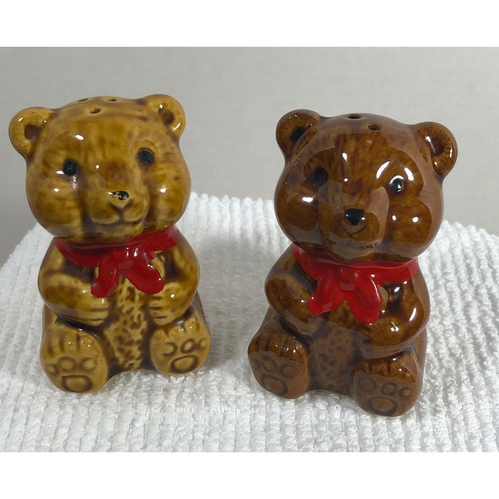 VTG Ceramic Teddy Bear Salt and Pepper Shakers Set - Brown Bears with Red Bows